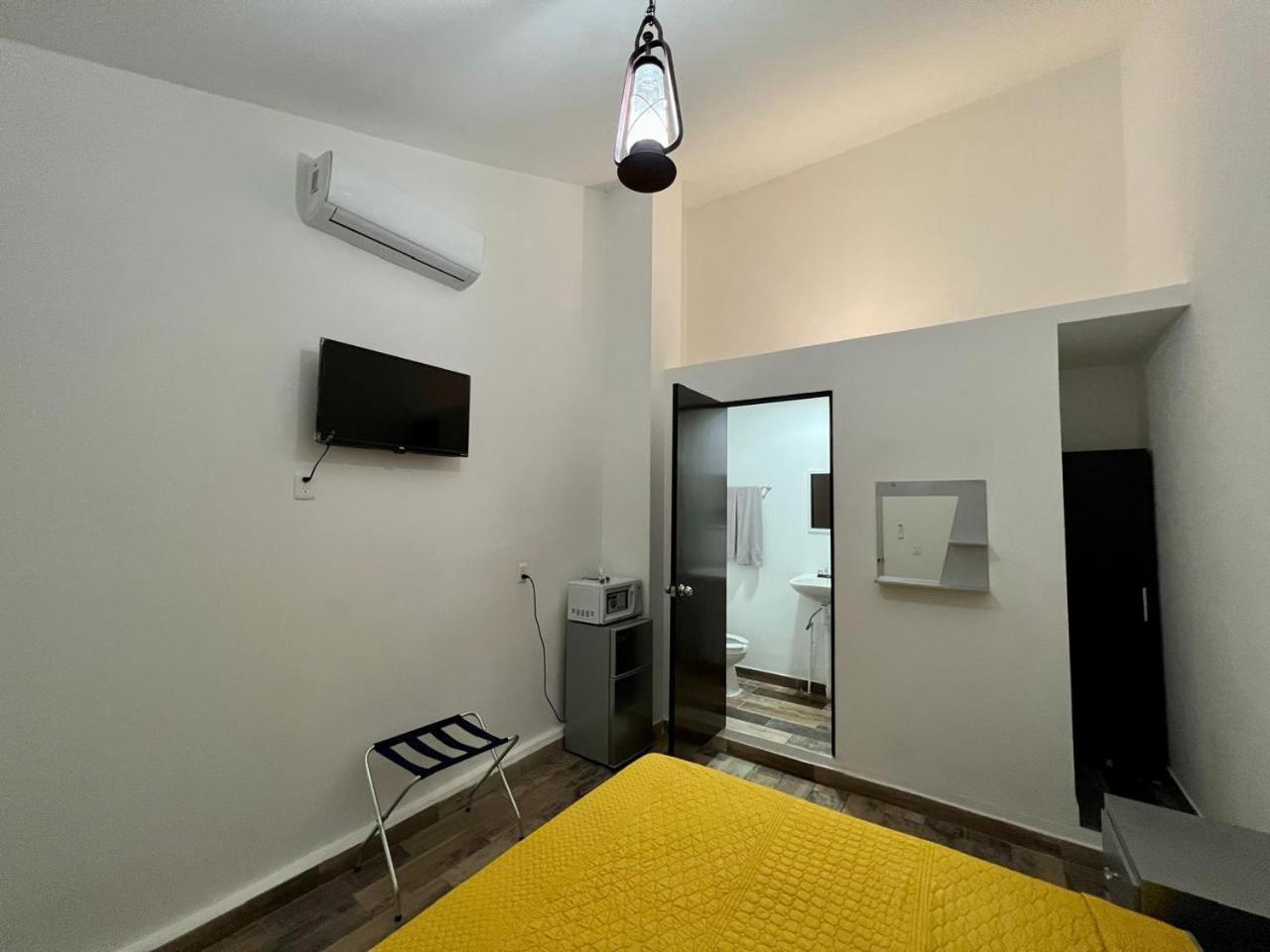 Double Room Private Bathroom