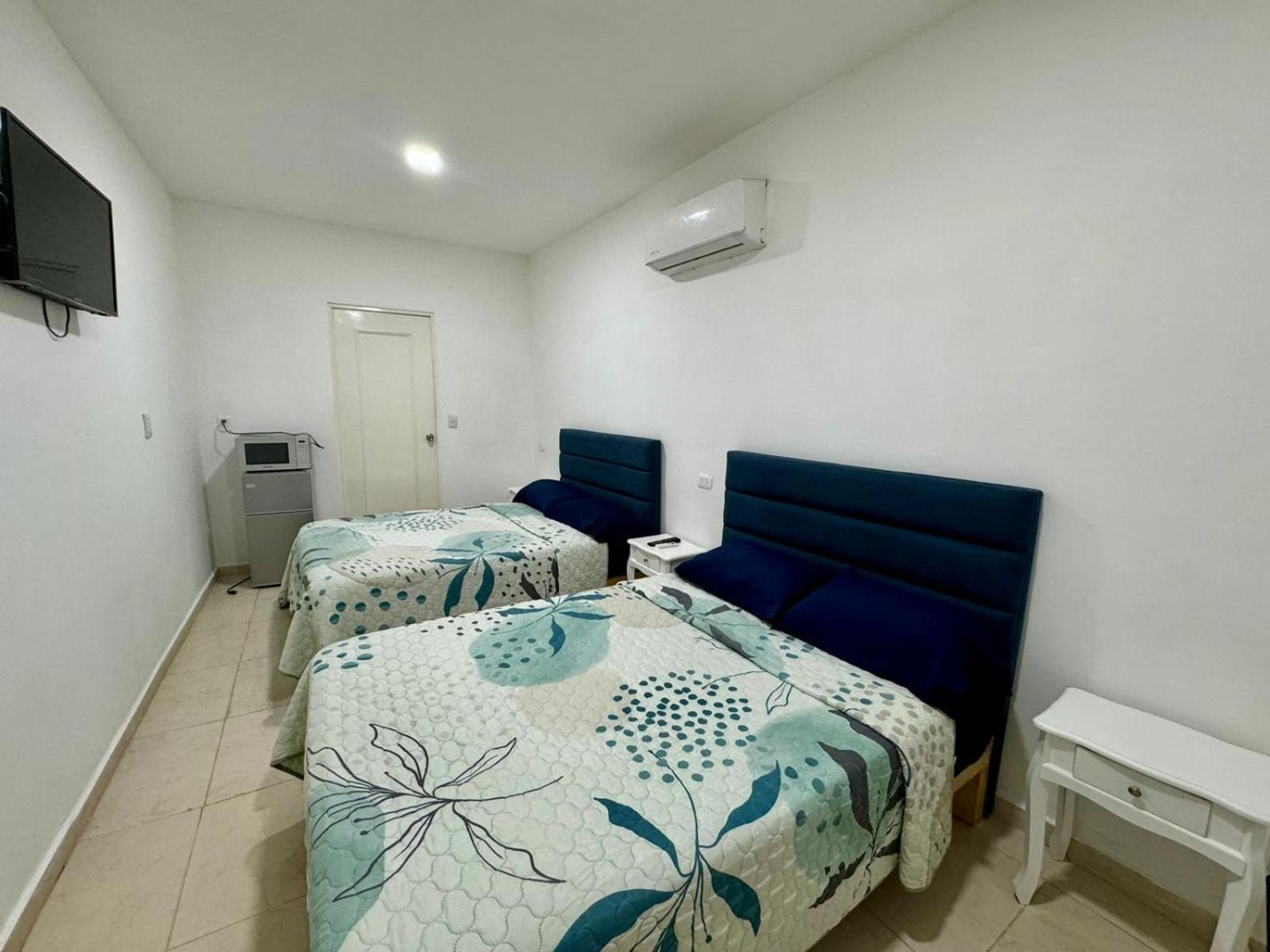 Quadruple Room Private Bathroom